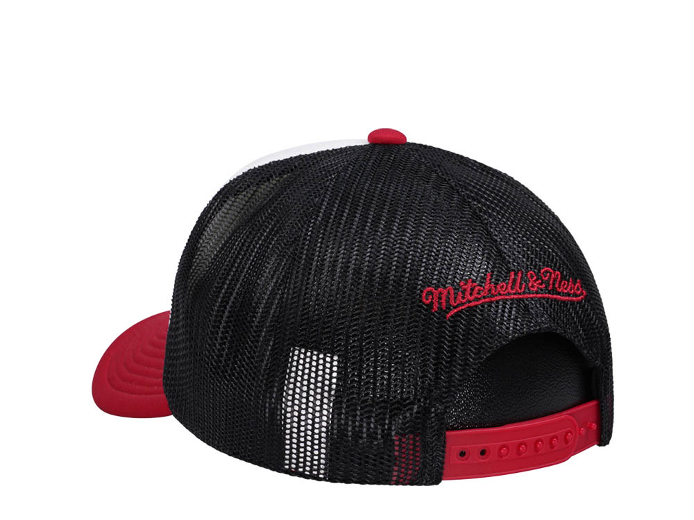 Mitchell & Ness Philadelphia 76ers All Star 2002 Party Time Trucker Snapback Casquette
