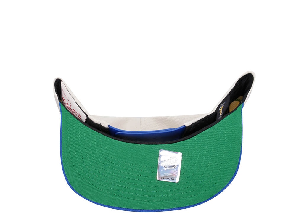 Mitchell & Ness Hartford Whalers Vintage Off-White Snapback Casquette