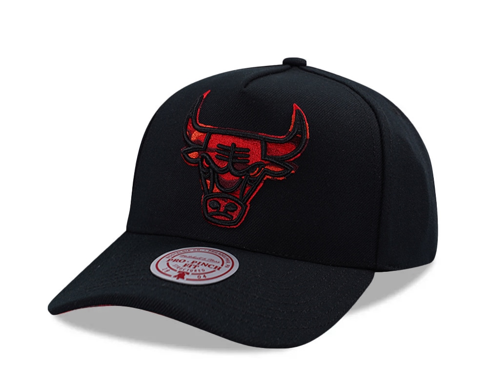 Mitchell & Ness Chicago Bulls 404 Club Camo Black Edition Pro Pinch Fit Snapback Casquette