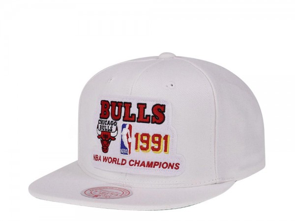 Mitchell & Ness Chicago Bulls World Champions 1991 White Snapback Cap