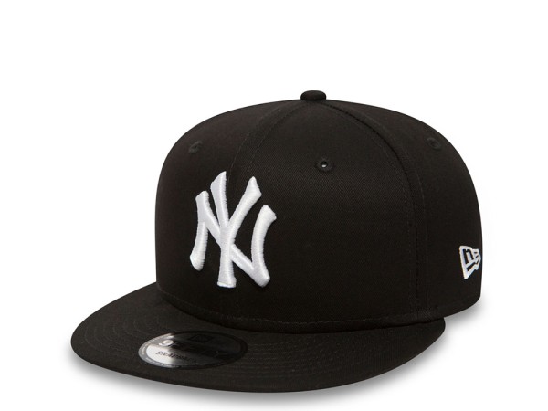 New Era New York Yankees Black and White 9Fifty Snapback Cap