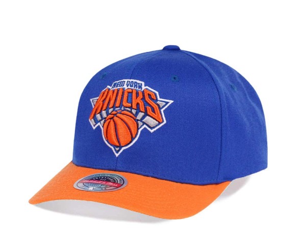 Mitchell & Ness New York Knicks Team Two Tone Red Line Solid Flex Snapback Cap