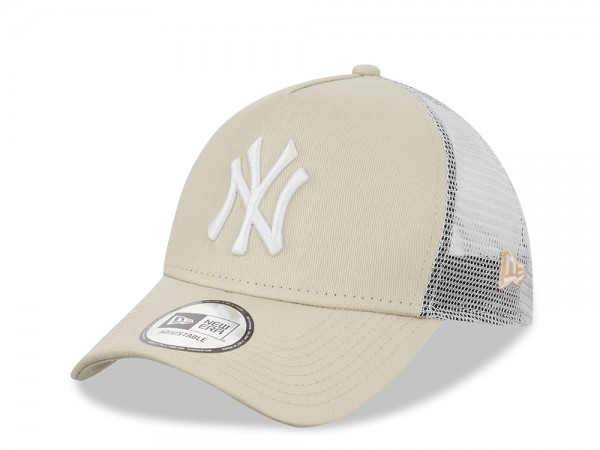 New Era New York Yankees Stone White Trucker Snapback Cap