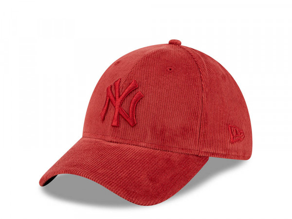 New Era New York Yankees Red Corduroy Edition 39Thirty Stretch Cap