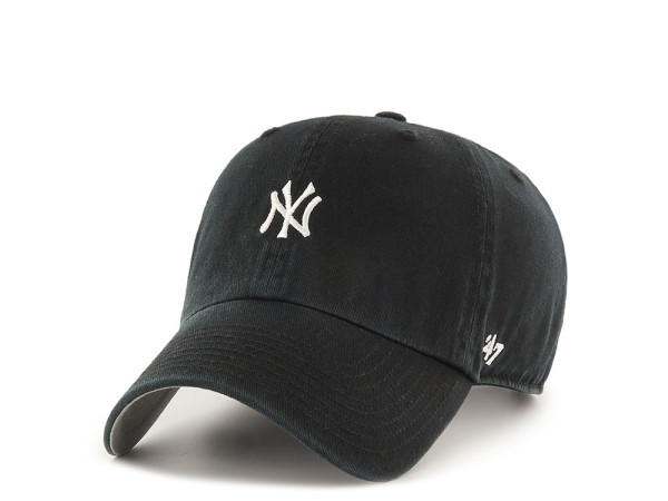47Brand New York Yankees Black Clean up Strapback Cap
