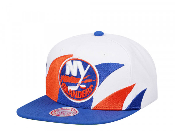 Mitchell & Ness New York Islanders Vintage Sharktooth Snapback Cap