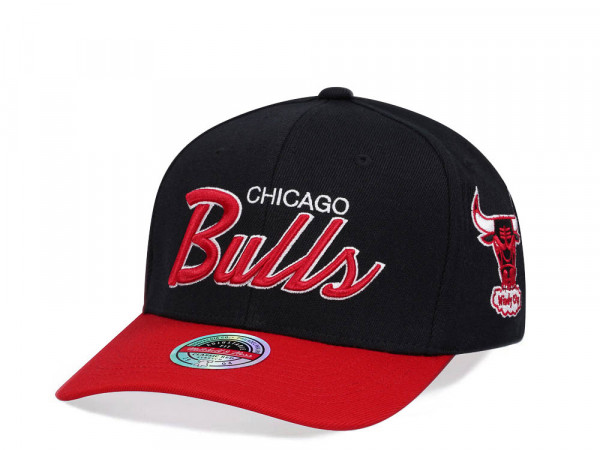 Mitchell & Ness Chicago Bulls Script 2.0 Black Two Tone Red Line Flex Snapback Cap