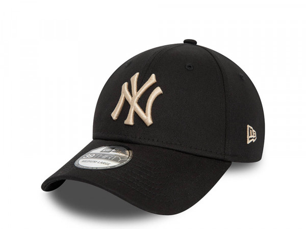 New Era New York Yankees Black League Essential Edition 39Thirty Stretch Cap