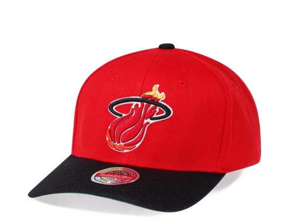 Mitchell & Ness Miami Heat Team Two Tone Red Line Solid Flex Snapback Cap