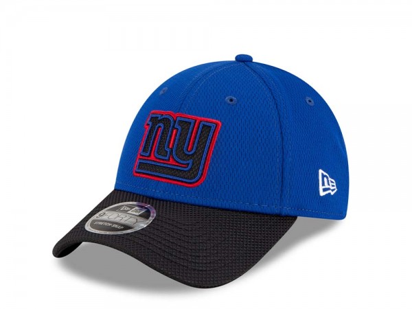 New Era New York Giants Road Sideline 9Forty Stretch Snapback Cap