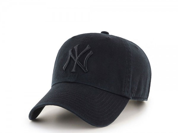 47Brand New York Yankees Black Edition Clean Up Strapback Cap