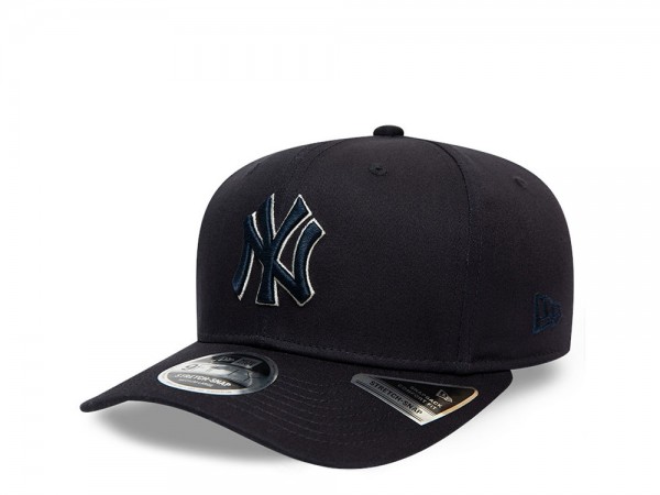 New Era New York Yankees Outline 9Fifty Stretch Snapback Cap
