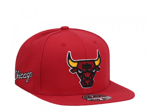 Mitchell & Ness Chicago Bulls Logo History Hardwood Classic Dynasty Fitted Cap