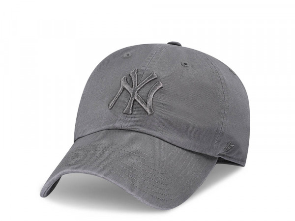 47Brand New York Yankees Dark Grey Clean Up Strapback Cap