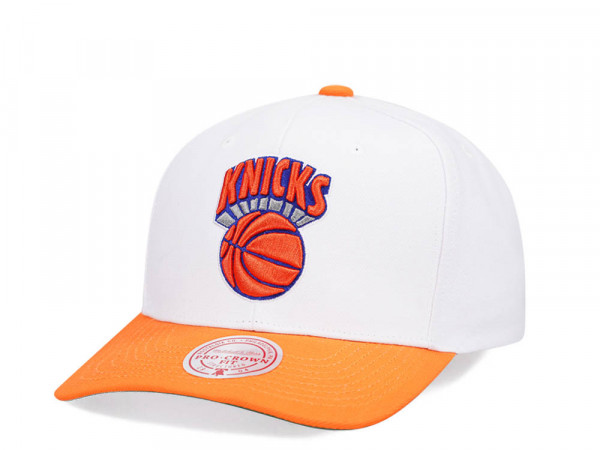 Mitchell & Ness New York Knicks Team Two Tone 2.0 Pro White Snapback Cap
