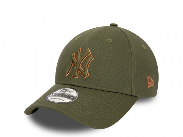 New Era New York Yankees Olive Metallic Outline Edition 9Forty Strapback Cap