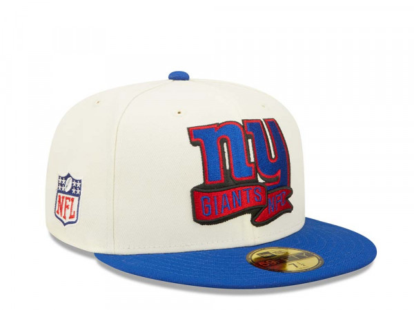 New Era New York Giants NFL Sideline 2022 59Fifty Fitted Cap