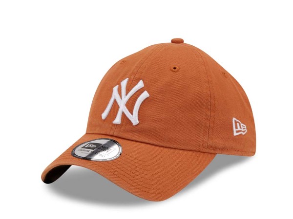 New Era New York Yankees Brown Casual Classic Strapback Cap