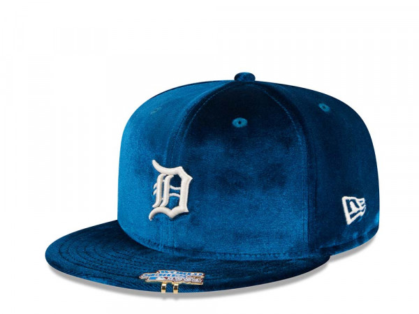 New Era Detroit Tigers World Series 1984 Velvet 59Fifty Fitted Cap