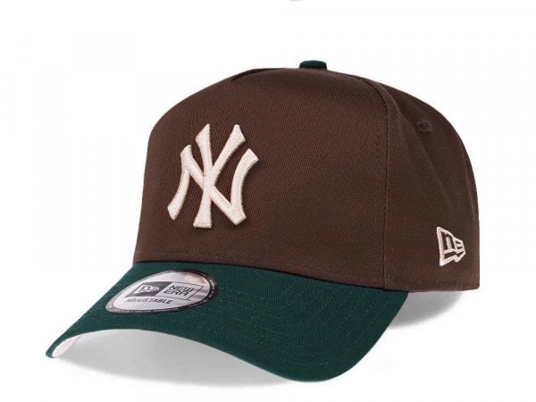 New Era New York Yankees Forrest Pink Two Tone Edition A Frame Snapback Cap