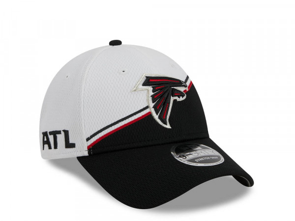 New Era Atlanta Falcons NFL Sideline 2023 Black White  9Forty Snapback Cap