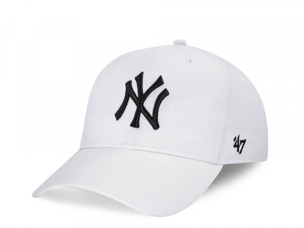 47Brand New York Yankees White Raised Basic MVP Snapback Cap