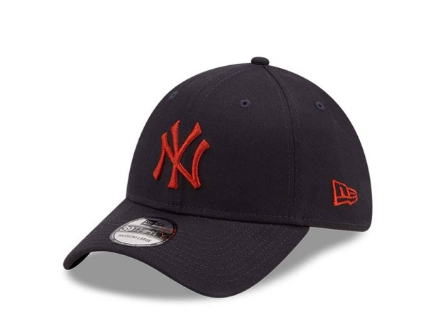 New Era New York Yankees League Essential Navy 39Thirty Stretch Cap