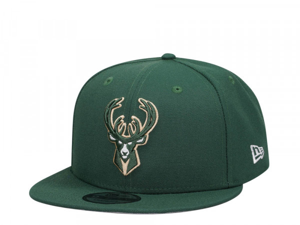 New Era Milwaukee Bucks Green Classic Edition 9Fifty Snapback Cap
