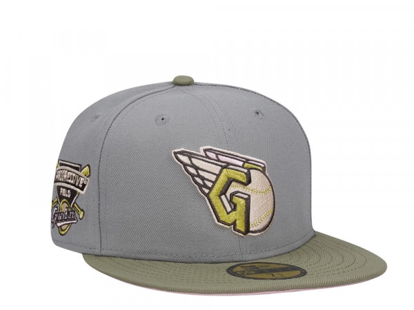 New Era Cleveland Guardians Progressive Field Blush Olive Two Tone Edition 59Fifty Fitted Cap