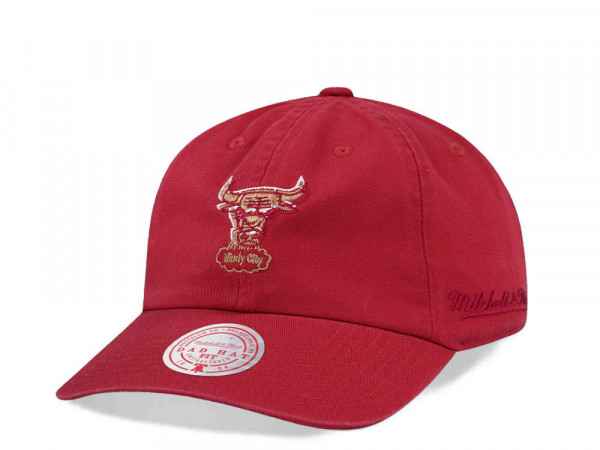 Mitchell & Ness Chicago Bulls Golden Hour Glaze Red Dadhat Strapback Cap