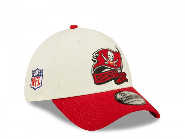 New Era Tampa Bay Buccaneers NFL Sideline 2022 39Thirty Stretch Cap