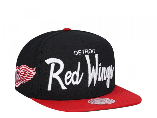 Mitchell & Ness Detroit Red Wings Vintage Script Snapback Cap