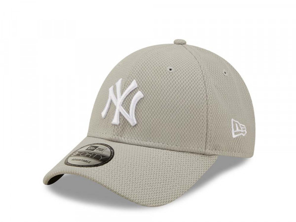 New Era New York Yankees Diamond Era Gray 9Forty Snapback Cap