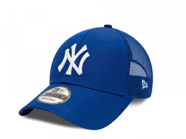 New Era New York Yankees Home Field Blue 9Forty Trucker Strapback Cap