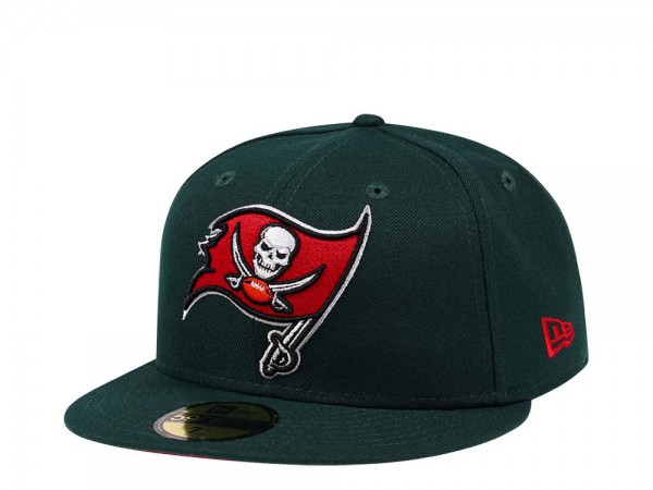 New Era Tampa Bay Buccaneers Deep Green Red Edition 59Fifty Fitted Cap