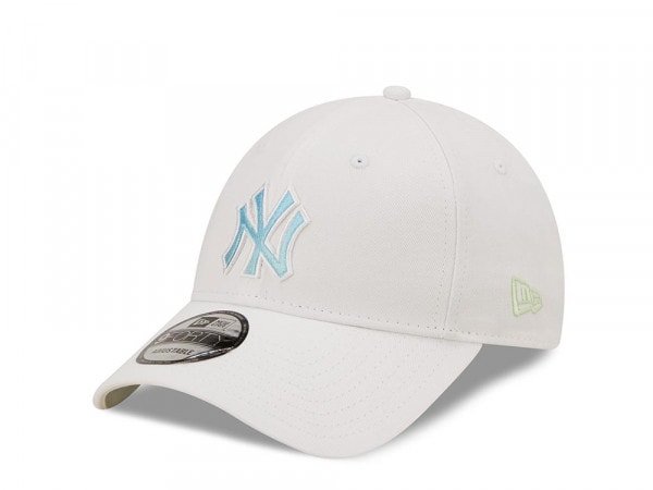 New Era New York Yankees Gradient Infill White 9Forty Strapback Cap