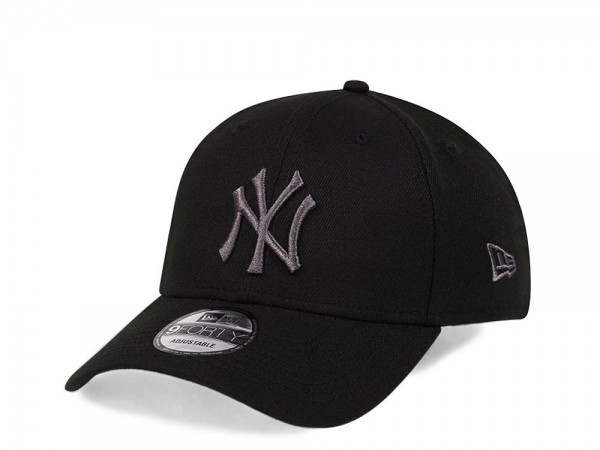 New Era New York Yankees Black Graphite Edition 9Forty Snapback Cap
