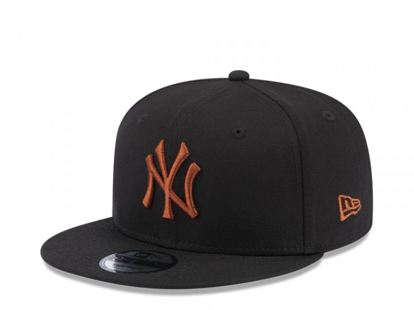 New Era New York Yankees League Essential Black Brown Edition 9Fifty Snapback Cap