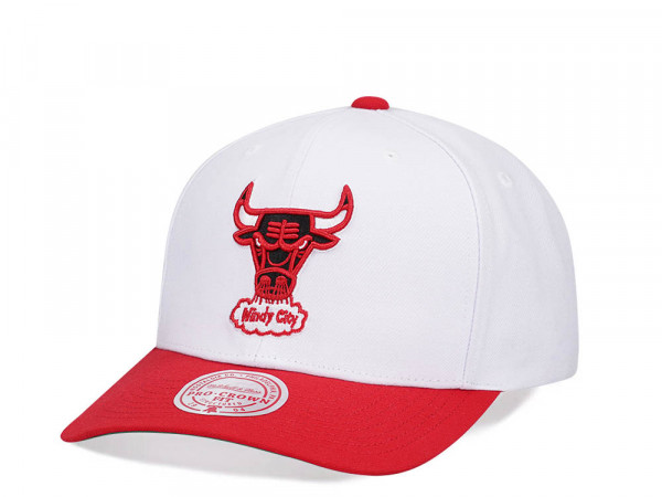 Mitchell & Ness Chicago Bulls Team Two Tone 2.0 Pro Snapback Cap