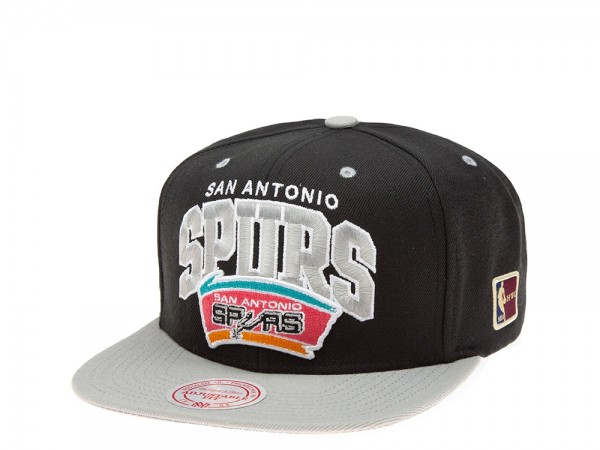 Mitchell & Ness San Antonio Spurs Team Arch Snapback Cap
