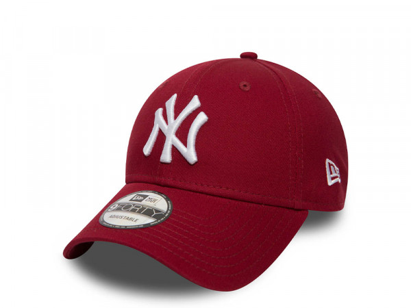 New Era League Essential New York Yankees Maroon 9Forty Strapback Cap