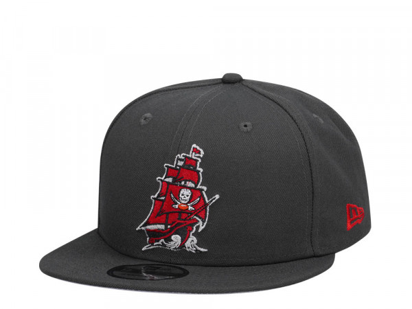 New Era Tampa Bay Buccaneers Gray Red Detail Edition 9Fifty Snapback Cap