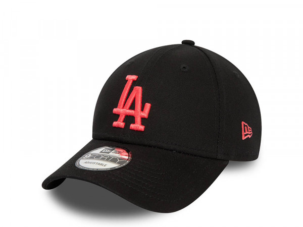 New Era Los Angeles Dodgers League Essential Black and Pink 9Forty Strapback Cap