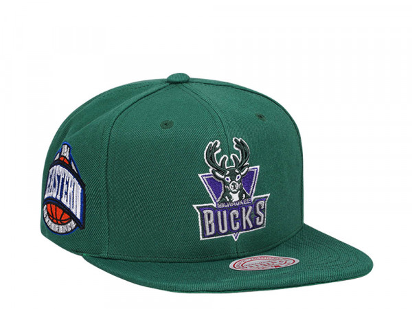 Mitchell & Ness Milwaukee Bucks Conference Patch Green Snapback Cap