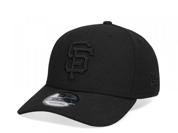 New Era San Francisco Giants Black on Black Edition 9Forty Snapback Cap